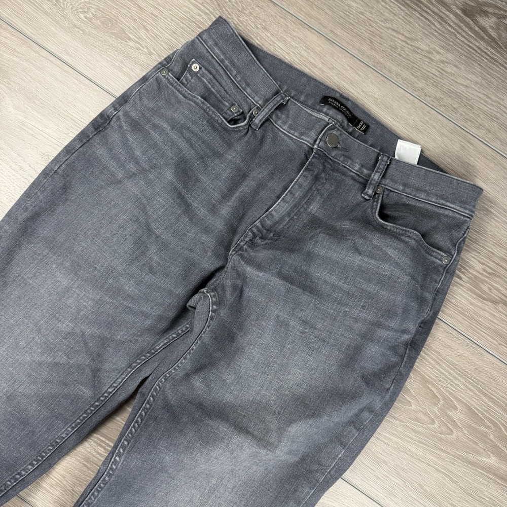 Banana Republic Men's Athletic Tapered Fit Denim Jeans‎ 33